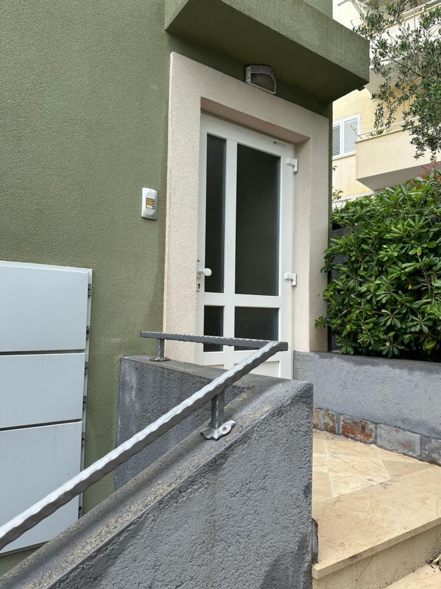 Apartments Dalmacija Tučepi Εξωτερικό φωτογραφία