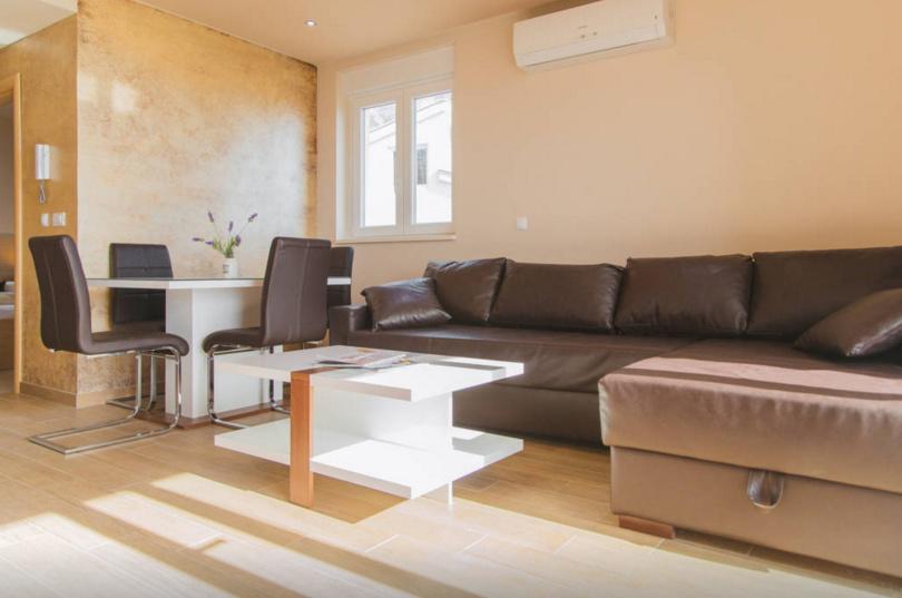 Apartments Dalmacija Tučepi Εξωτερικό φωτογραφία